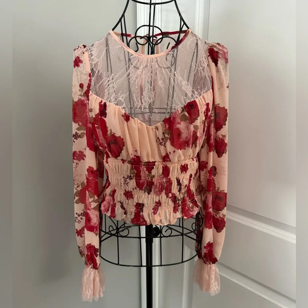 NWT Free People Daphne Romantic Floral Lace Smocked Long Sleeve Blouse Medium ❤️